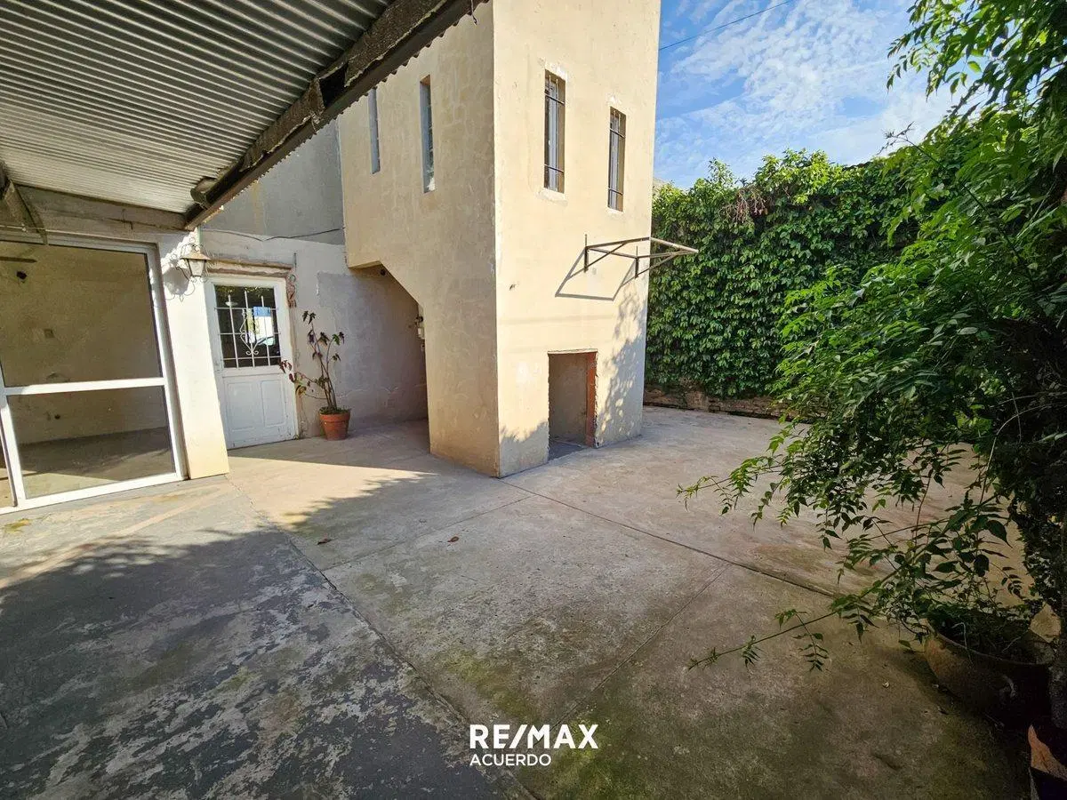 VENDO CASA 3 DORMI EN 2 PLANTAS EN SAN NICOLAS 4