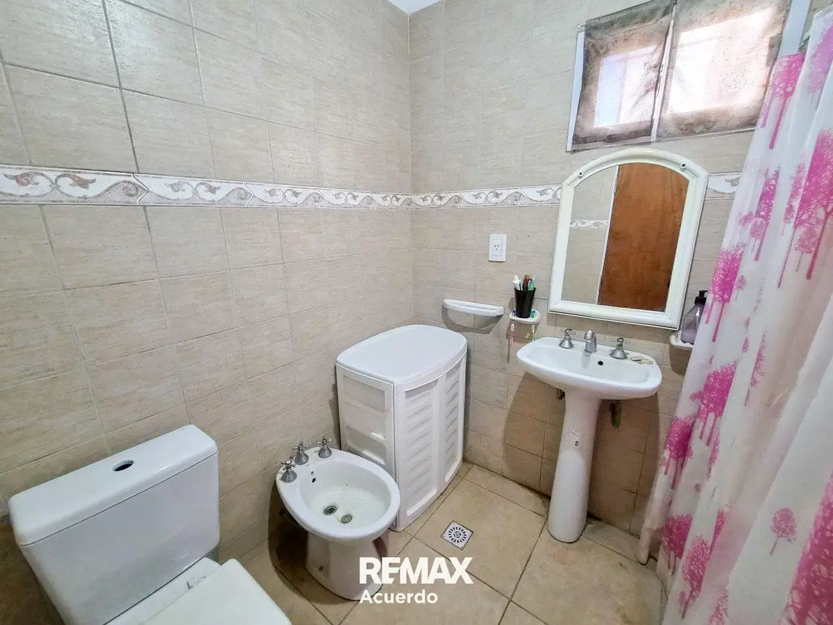 VENTA DE CASA + DEPTO EN ZONA CENTRICA SAN NICOLAS 3