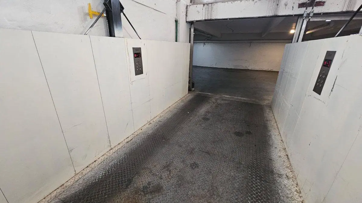 VENTA COCHERA CUBIERTA CENTRO SAN NICOLAS 6