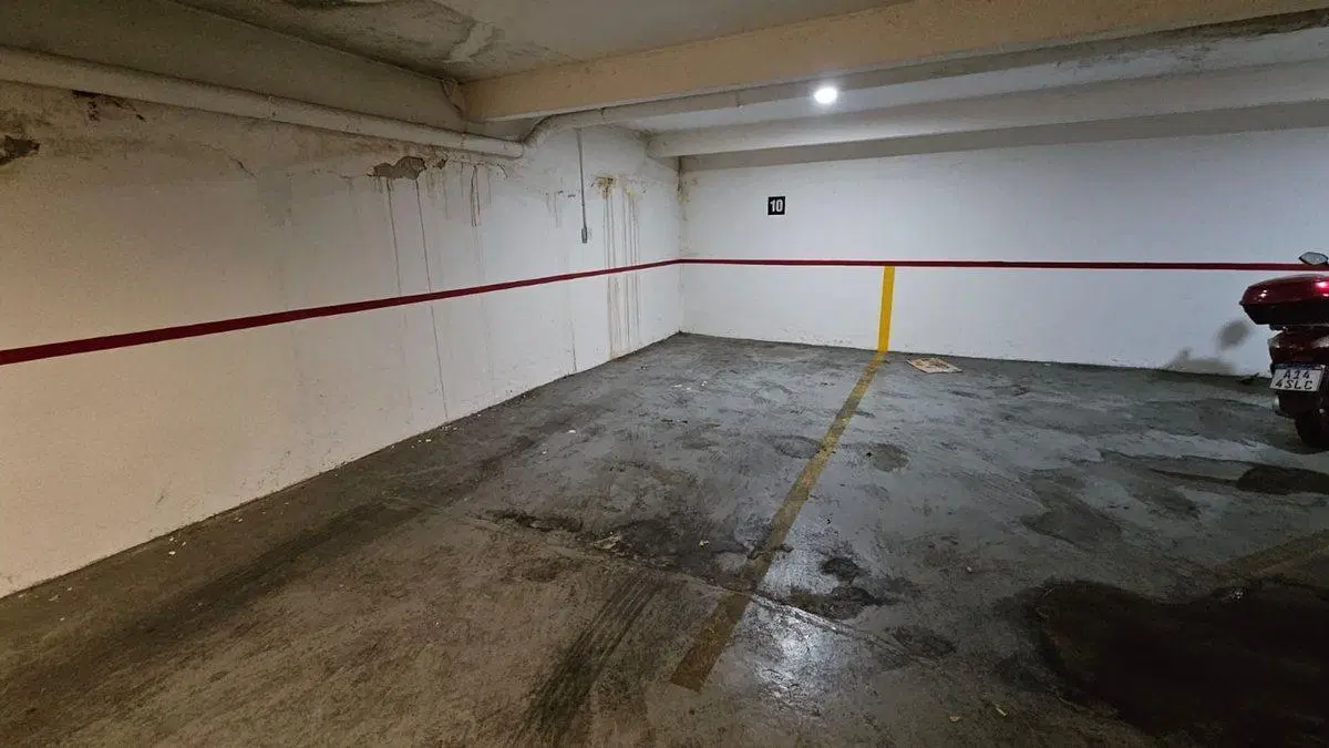 VENTA COCHERA CUBIERTA CENTRO SAN NICOLAS 3