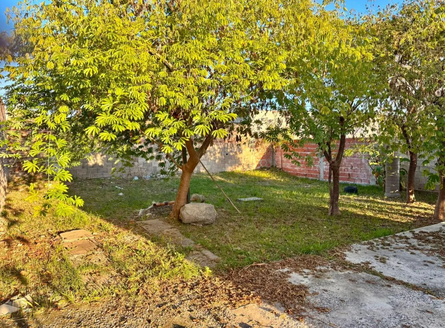 VENTA MONOAMBIENTE EN GRAN TERRENO, SAN NICOLAS 5