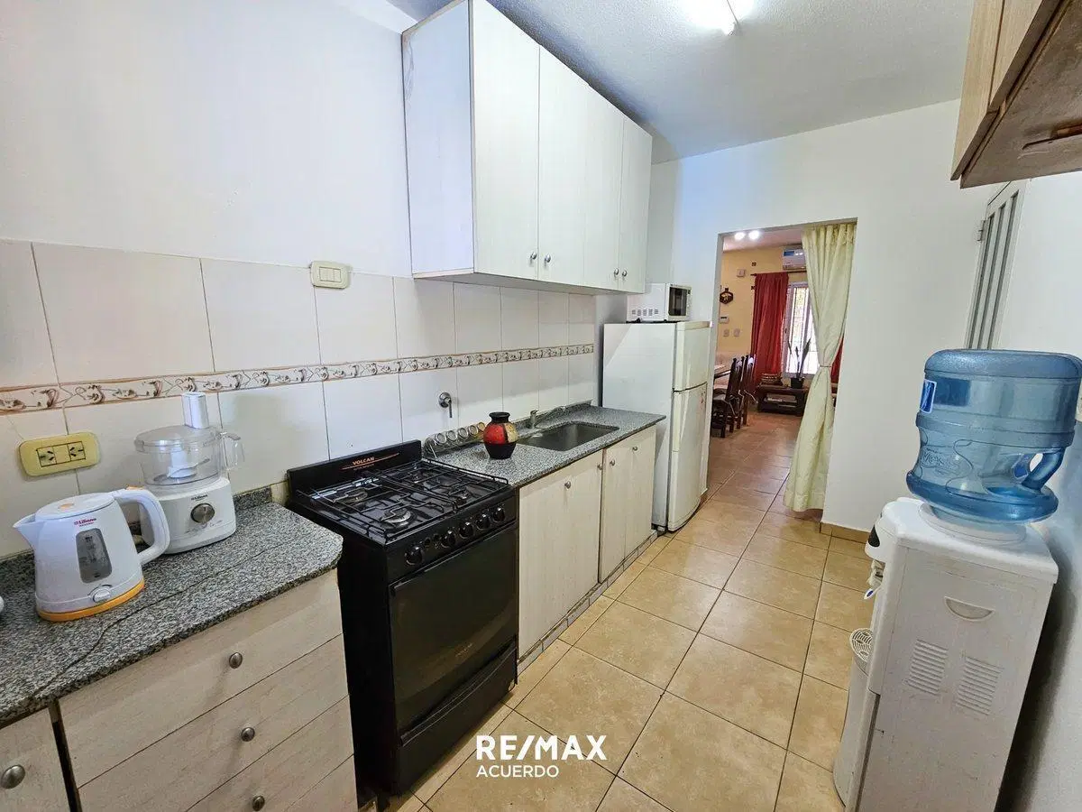 VENTA CASA 2 DORM Y PARQUE– VILLA RAMALLO 5