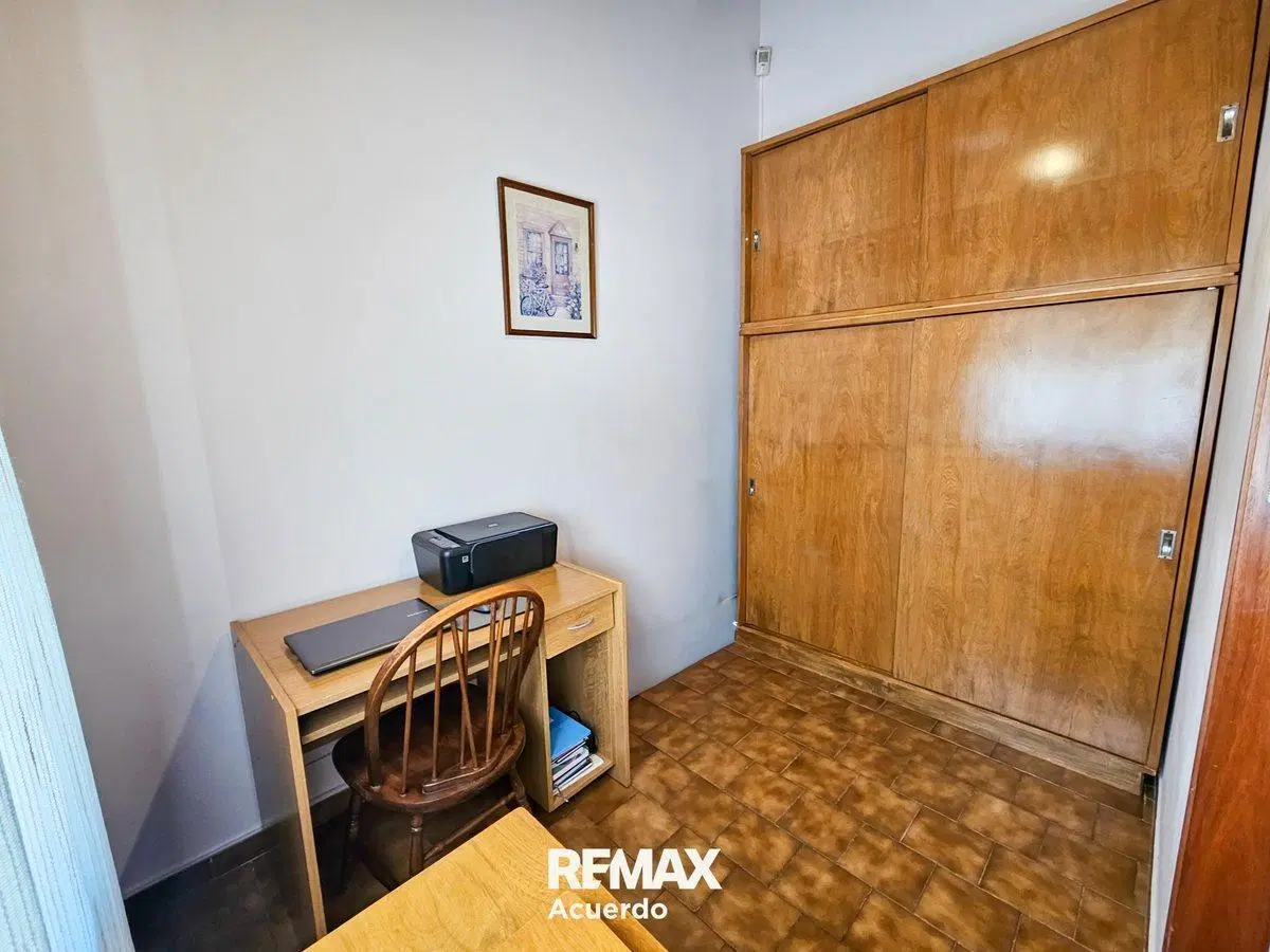 VENTA CASA DUPLEX 3 DORM.C/COCHERA EN SAN NICOLAS 5