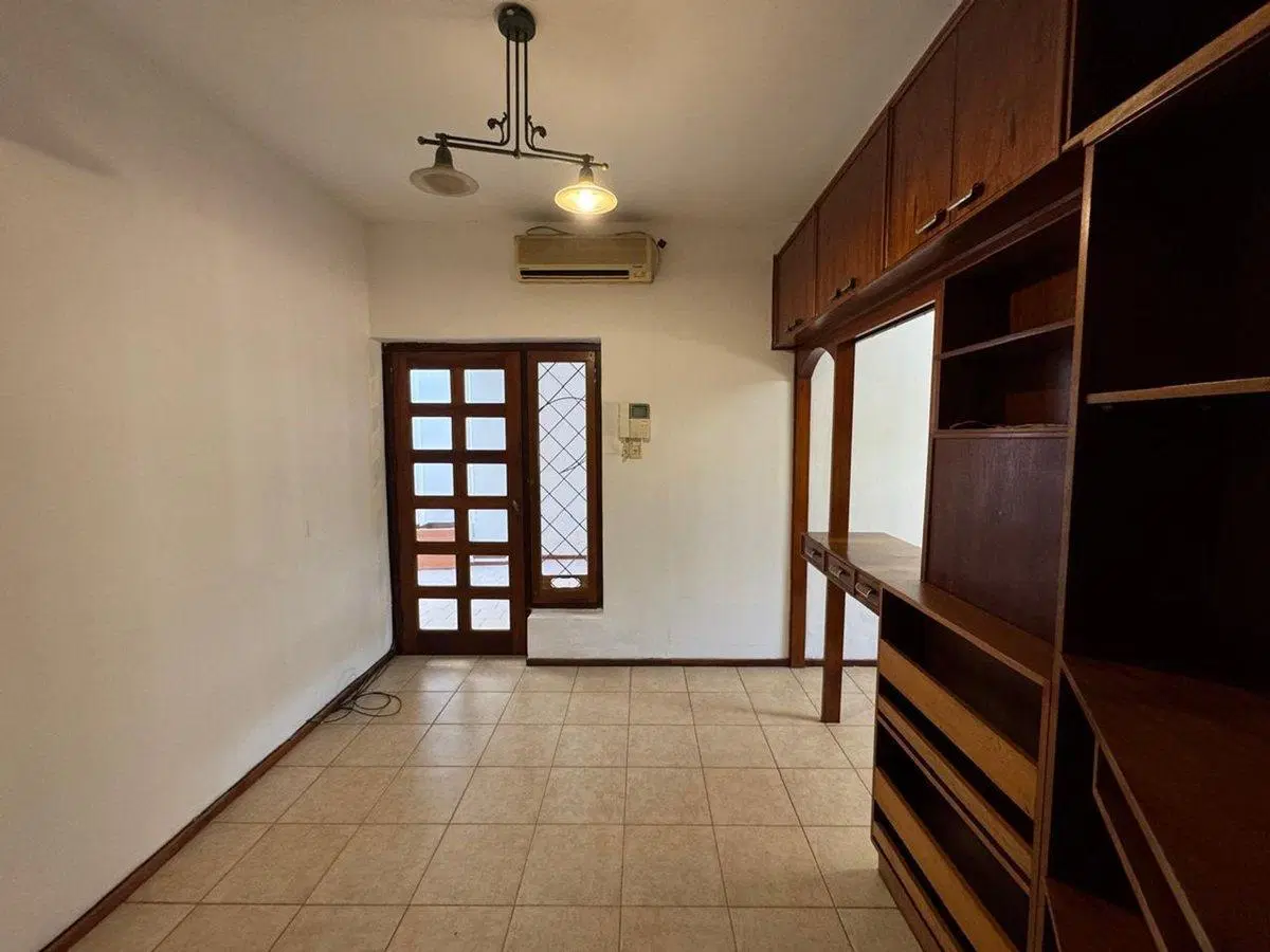 CASA DE 4 DORMITORIOS EN SAN NICOLAS 5