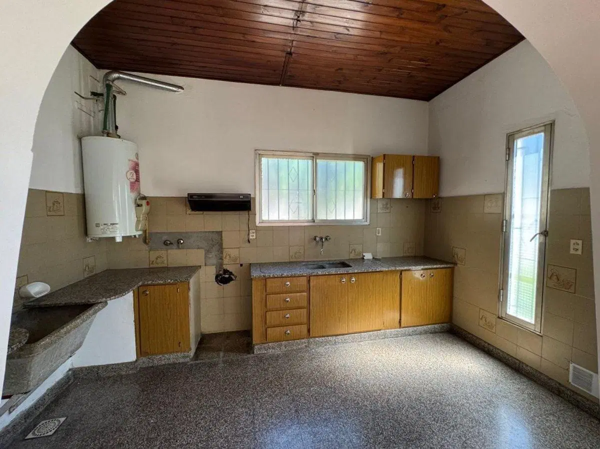 ALQUILA CASA USO COMERCIAL 6 HAB SAN NICOLAS 5