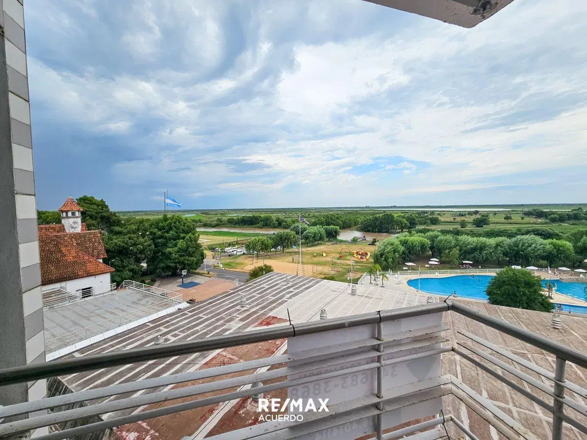 VENTA DE PISO EXCLUSIVO 3 DORM. VISTA AL RIO 4