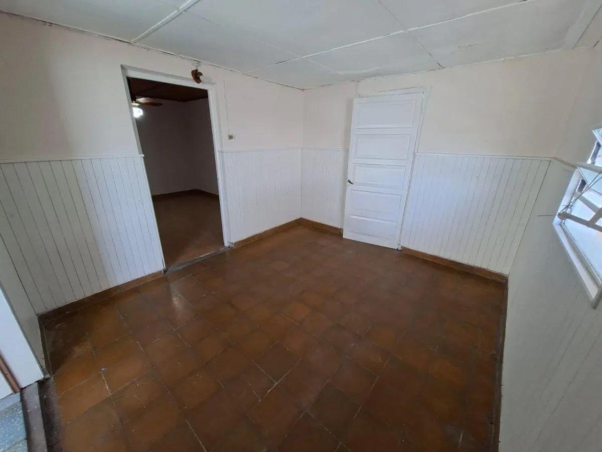 VENTA CASA SOBRE LOTE 974M2 - GENERAL ROJO 3