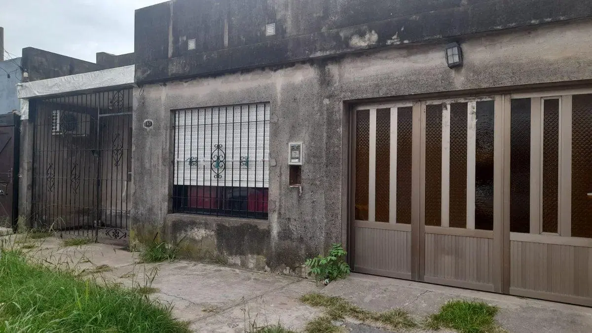 CASA EN VENTA DOS DORMITORIOS 5
