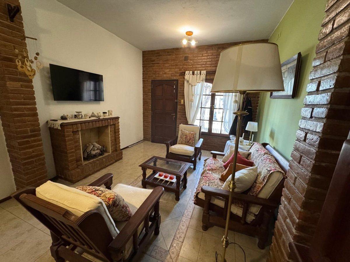 Foto de Venta casa centro 4 dorm. Apta. Cred. San Nicolás, imagen 5