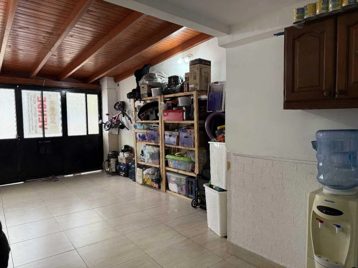 VENTA CASA 2 DORMI Y COCHERA PRADO ESPAÑOL SN 2