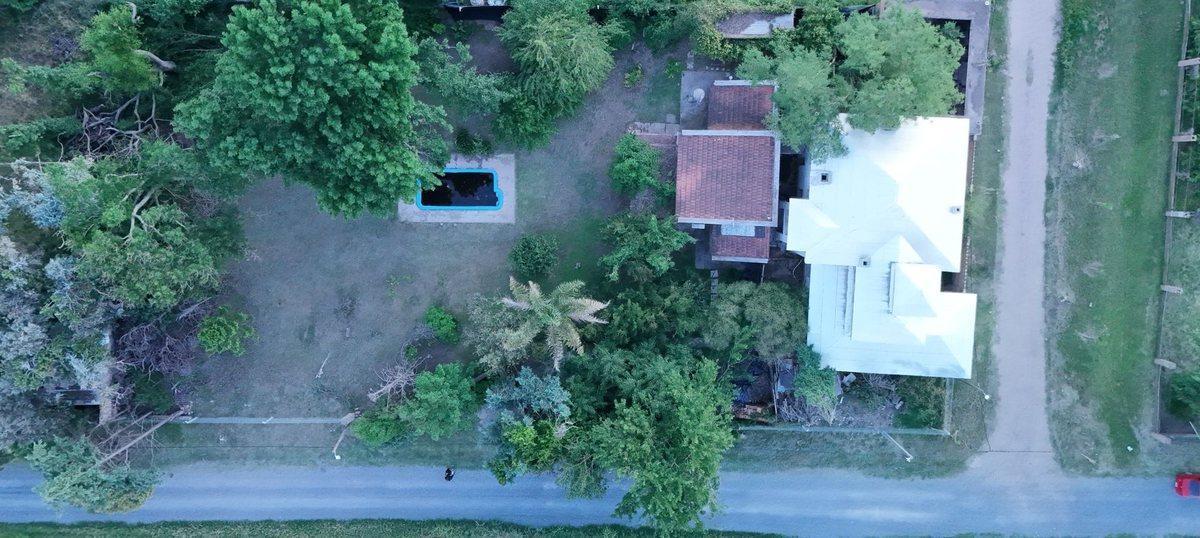 VENTA CASA QUINTA B° CHIMPAY DE 1900 M2