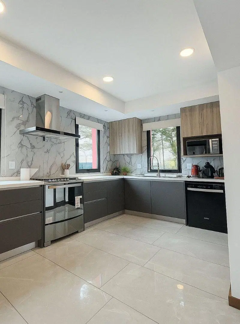 VENTA DE CASA A ESTRENAR EN LA FORESTA 5