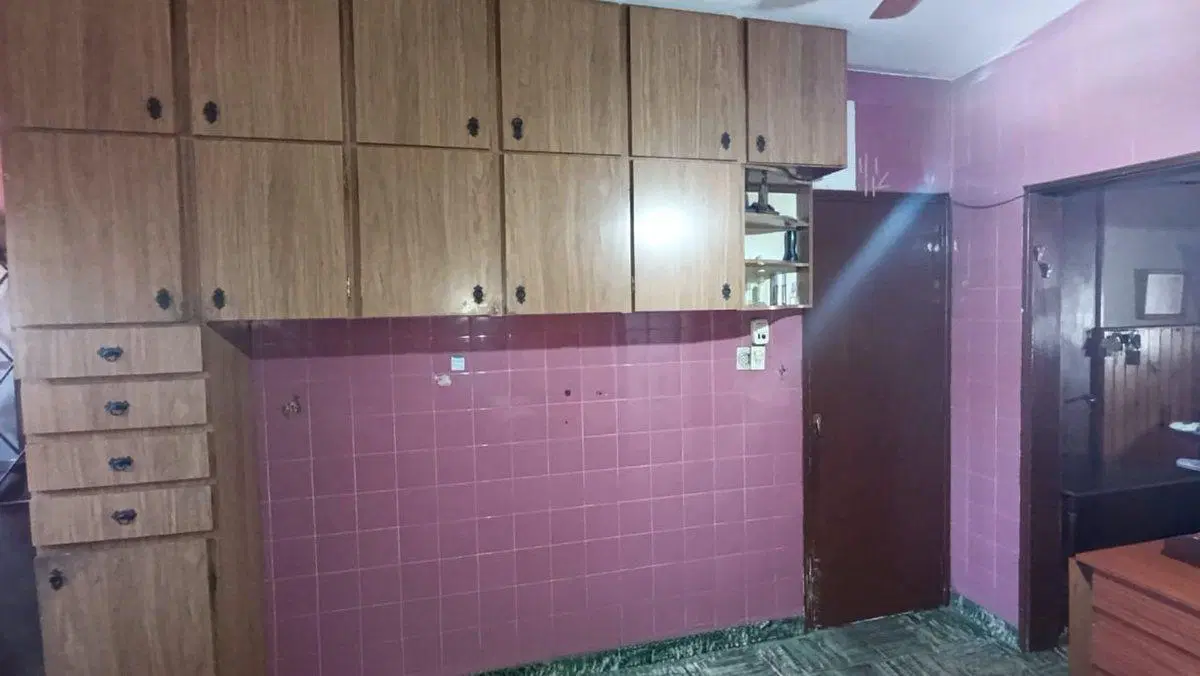 Venta/Permuta Casa y Galpón San Nicolas, Apto Cred 4