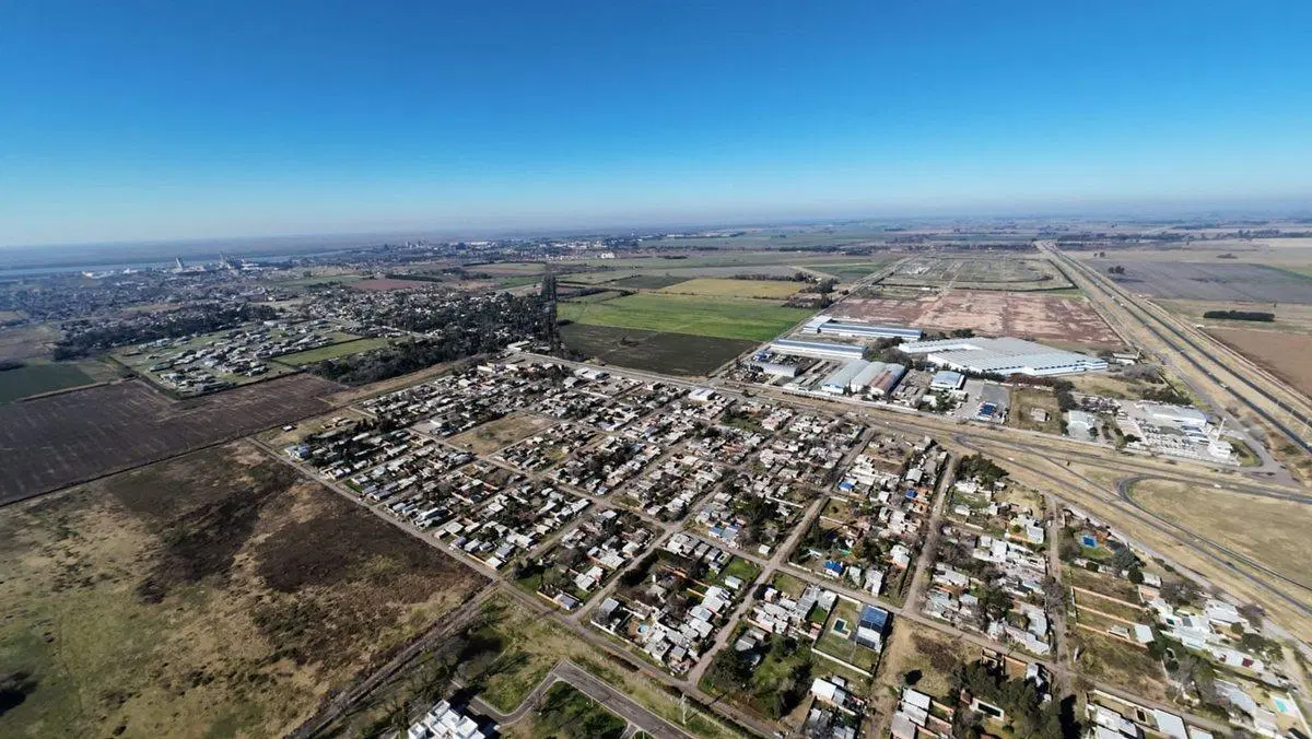 Venta de terreno en barrio cerrado La Foresta 2
