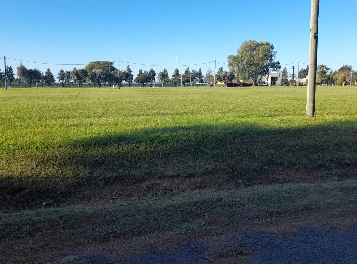 LOTE CLUB DE CAMPO BELGRANO 4