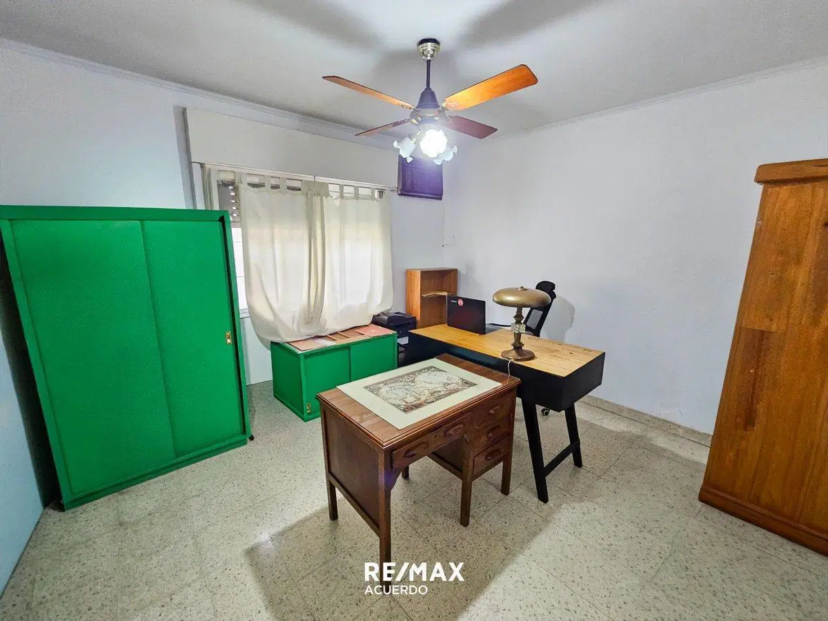 VENTA PH CASA MACROCENTRO 2 DORM Y PATIO CERRAD0 3