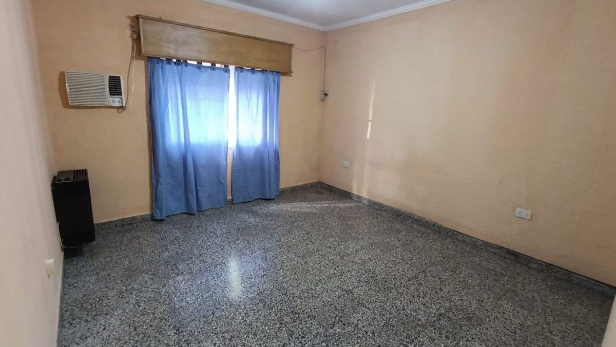 Foto de Venta casa 2 habitaciones con quincho y jardín, imagen 5