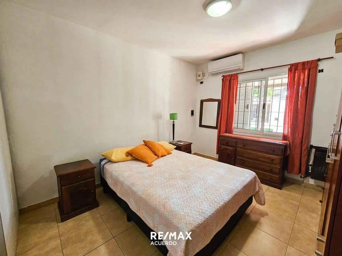 VENTA CASA 2 DORM Y PARQUE– VILLA RAMALLO 4