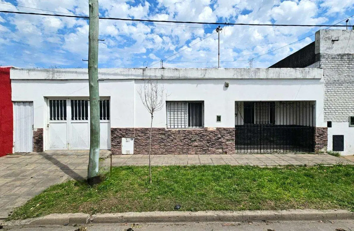 VENTA CASA 2 DORMITORIOS  CON PISCINA APTO CREDITO 2