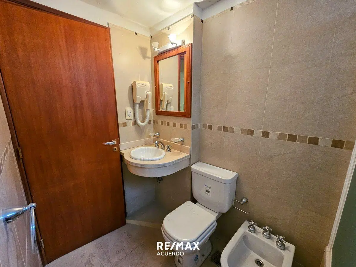 VENTA HOTEL EQUIPADO A ESTRENAR CENTRO SAN NICOLAS 5