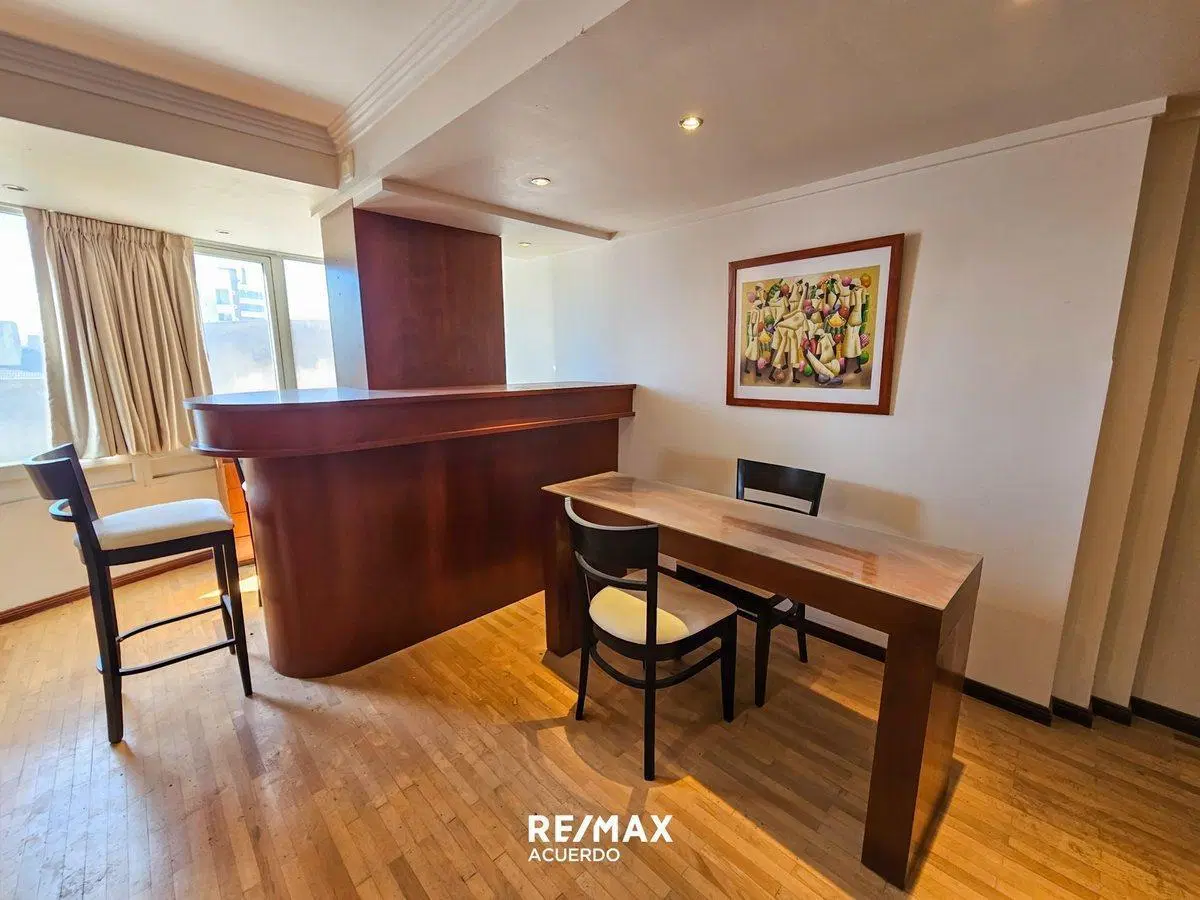 VENTA HOTEL EQUIPADO A ESTRENAR CENTRO SAN NICOLAS 8