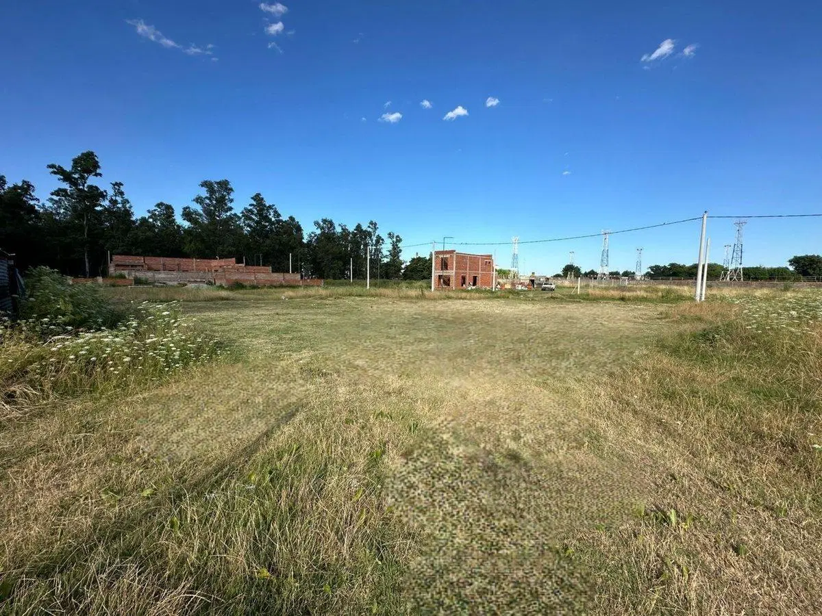 VENTA-TERRENO LA EMILIA- 12x30 5