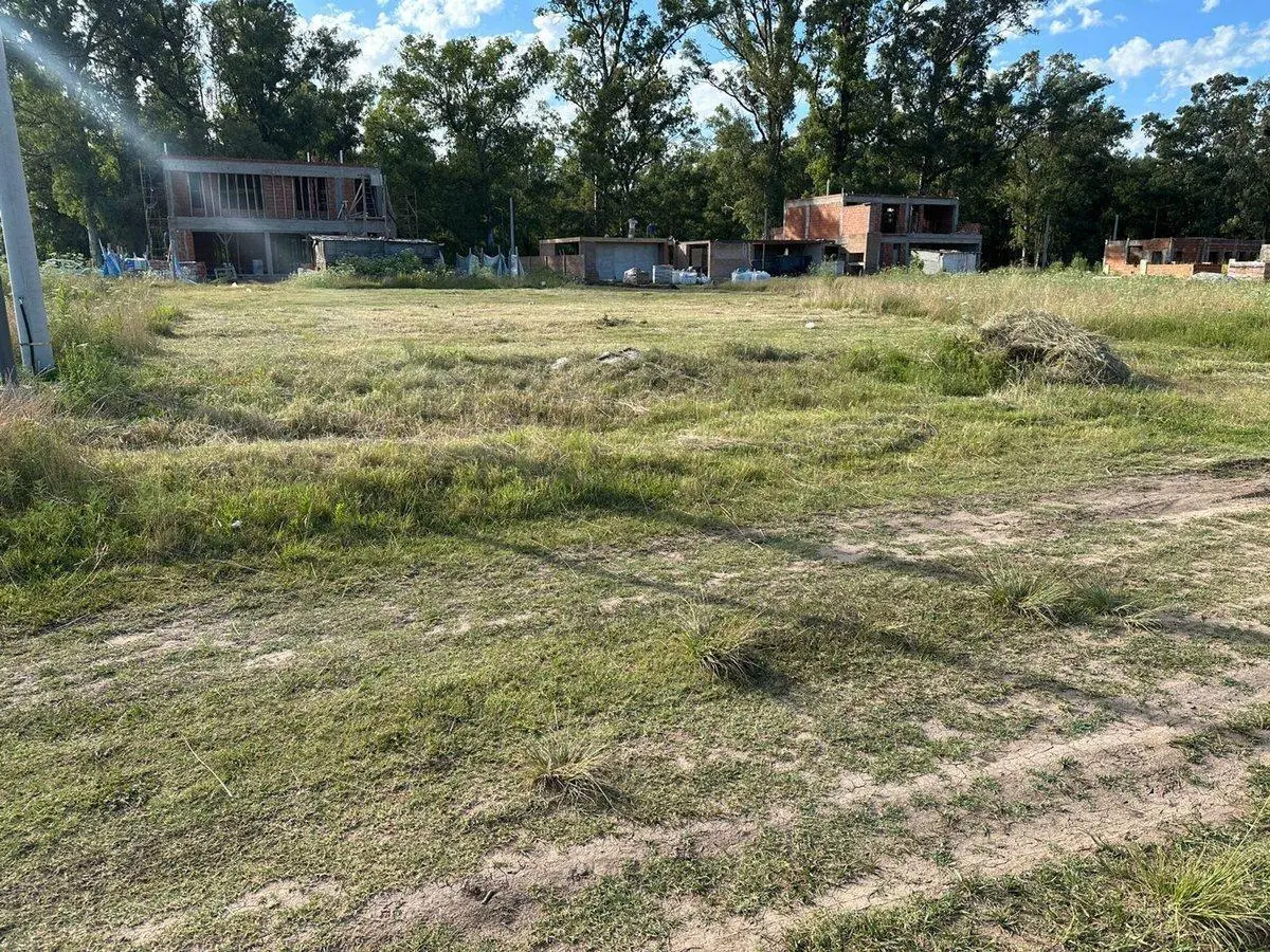 VENTA-TERRENO LA EMILIA- 12x30 2