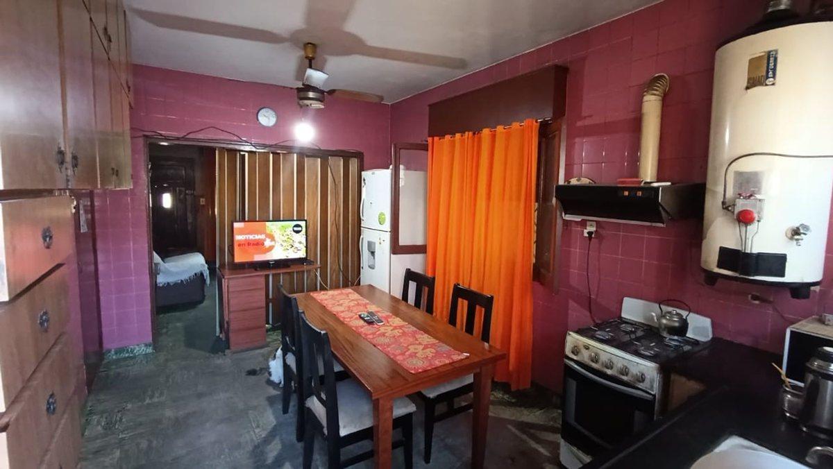 Foto de Venta/Permuta Casa y Galpón San Nicolas, Apto Cred, imagen 1