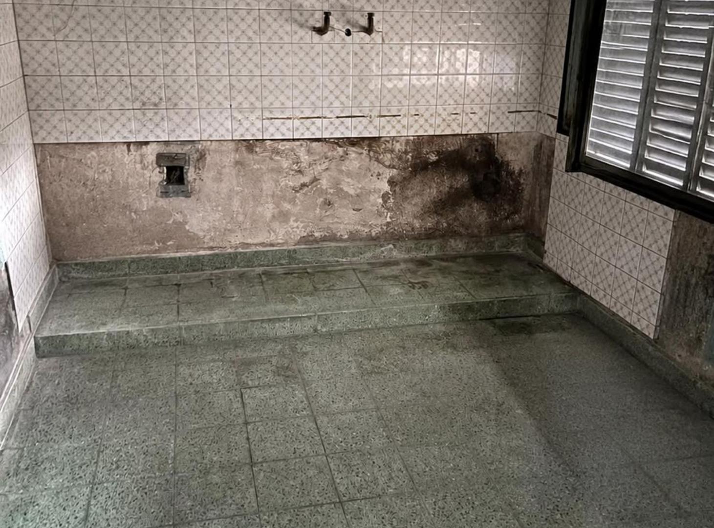 Foto de VENTA CASA ESQUINA A RECICLAR , SAN NICOLAS, imagen 3