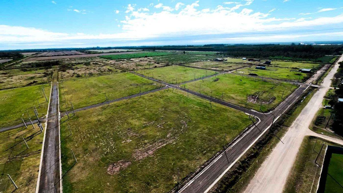 Foto de VENTA LOTE 200 m2 - Loteo Velazquez - Ramallo, imagen 1