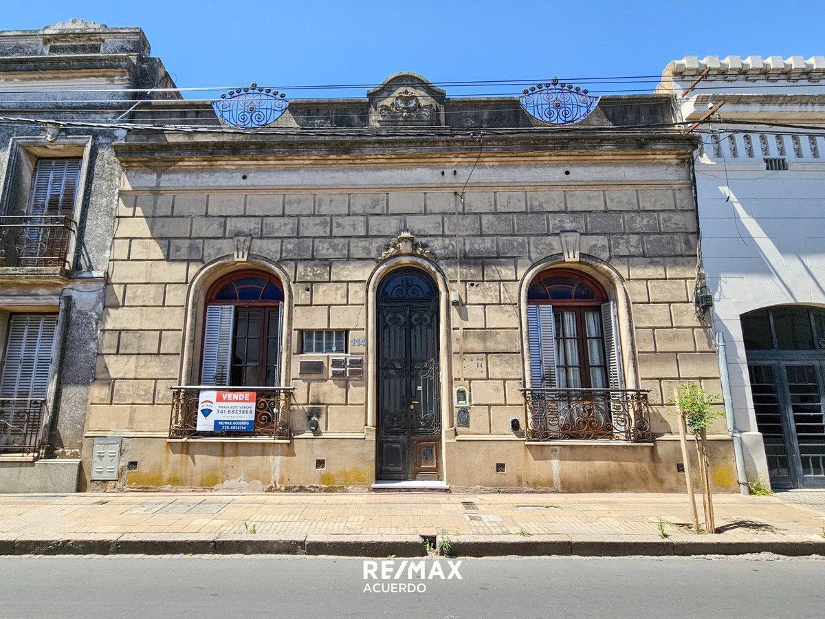 Foto de VENTA CASA 4 DORMI CENTRICA SAN NICOLAS APTA C., imagen 1