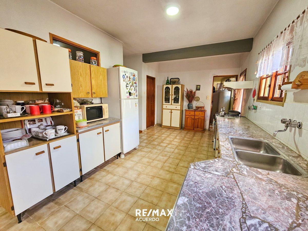 Foto de CASA TRES DORMITORIOS EN VENTA APTA CREDITO, imagen 4