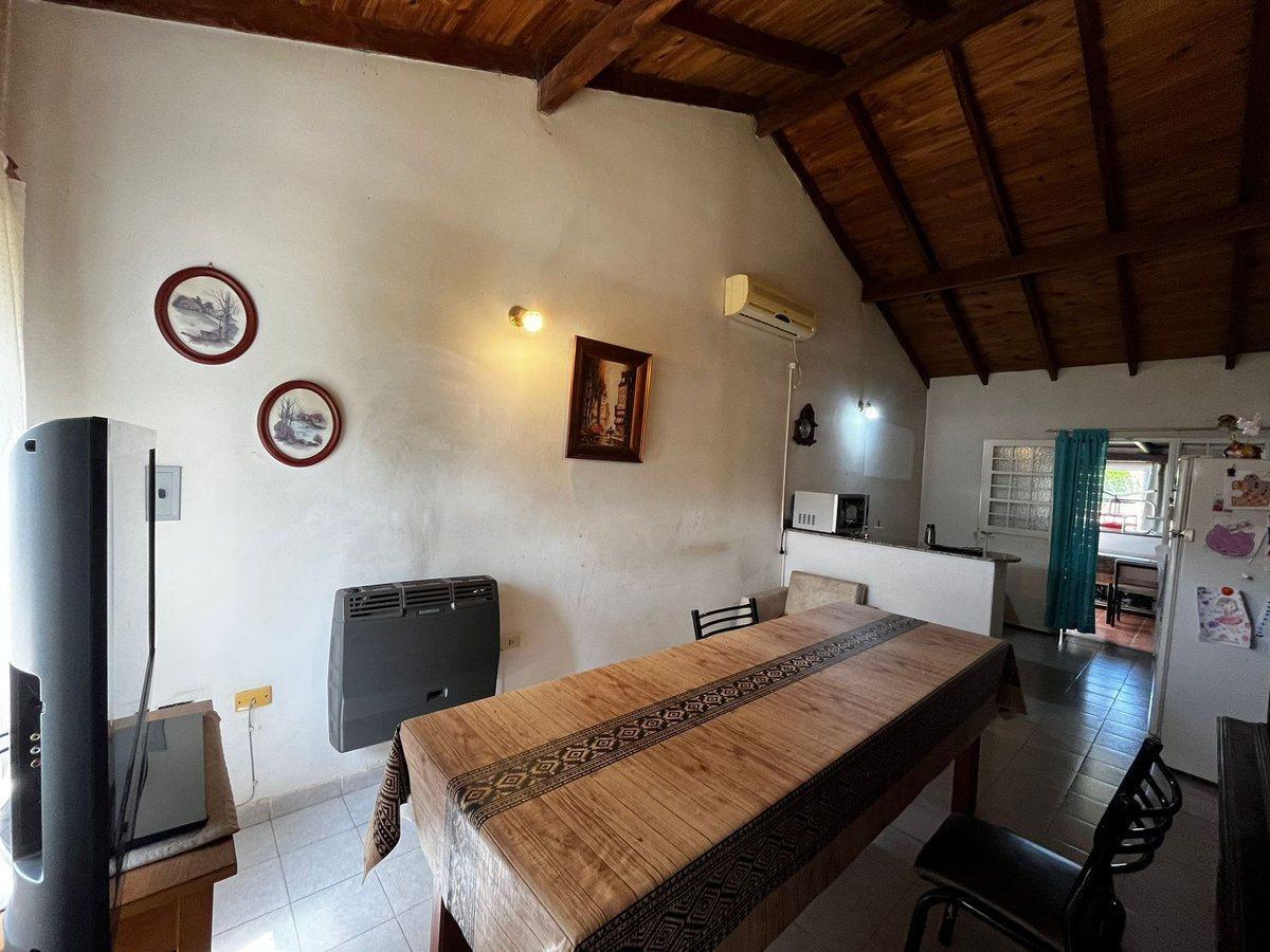 Foto de VENTA CASA 2 DORM CON GRAN TERRENO EN BARRIO ITEC, imagen 4