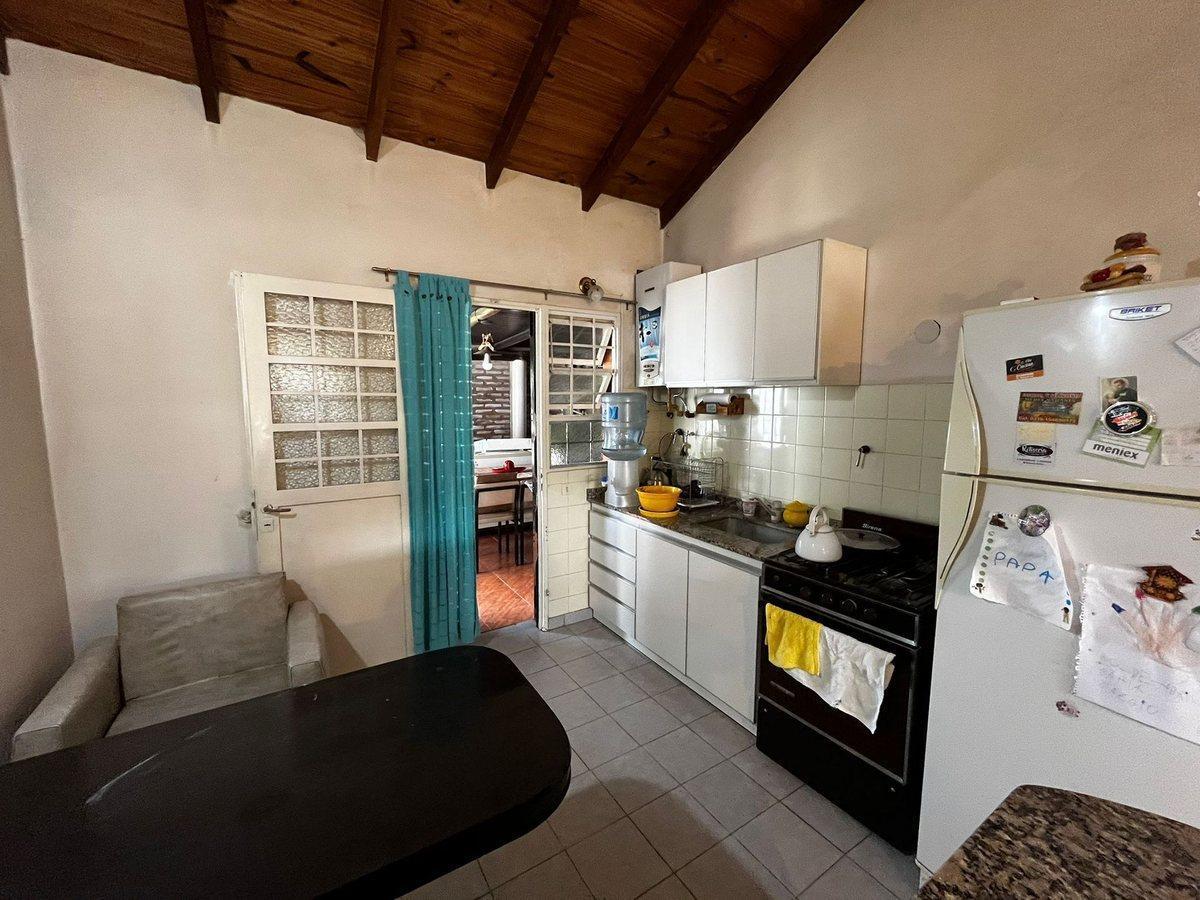 Foto de VENTA CASA 2 DORM CON GRAN TERRENO EN BARRIO ITEC, imagen 1