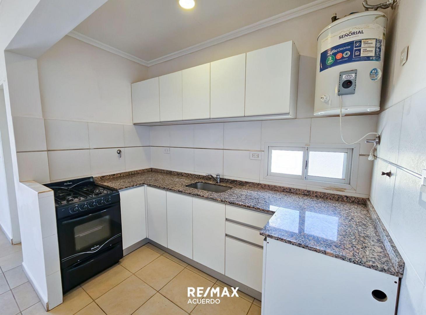 Foto de VENTA DPTO AMPLIO Y LUMINOSO 1 DORMI SAN NICOLAS, imagen 2