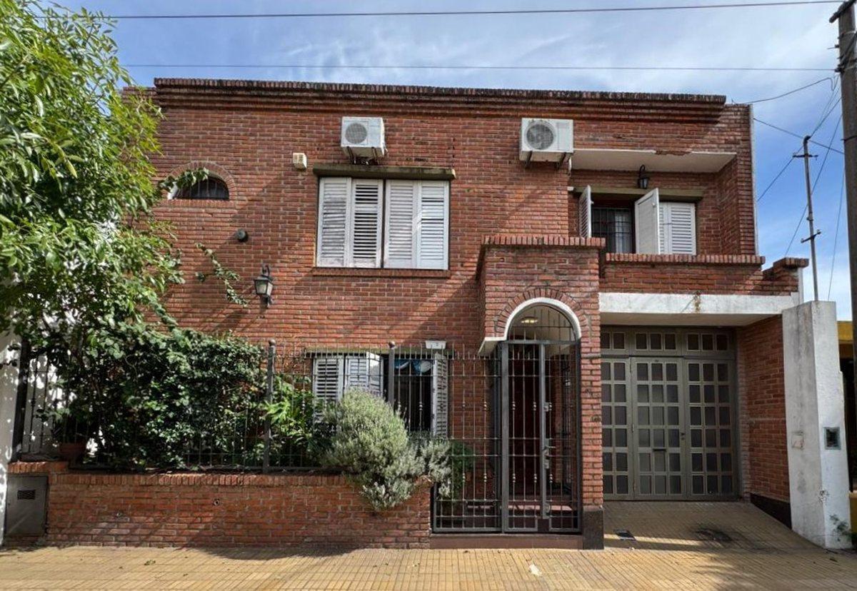 Foto de VENTA CASA 3 DORM. PILETA. APTA CRED. SAN NICOLAS, imagen 4