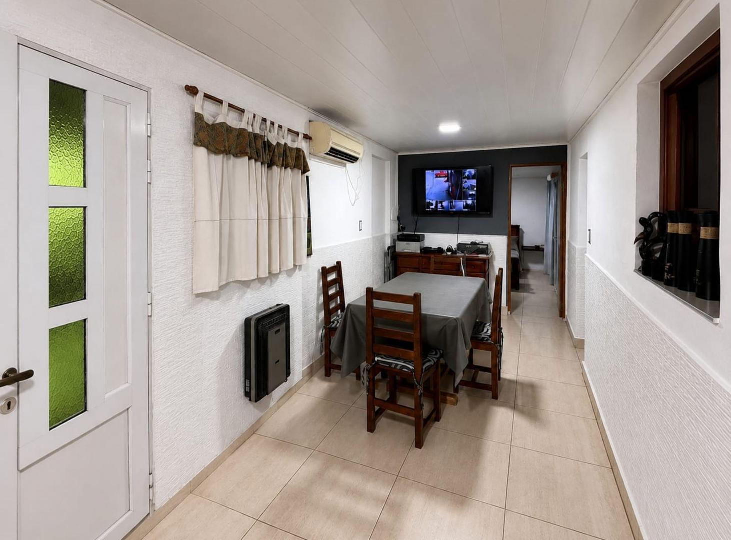Foto de VENTA CASA 2 DORMI Y COCHERA PRADO ESPAÑOL SN, imagen 1