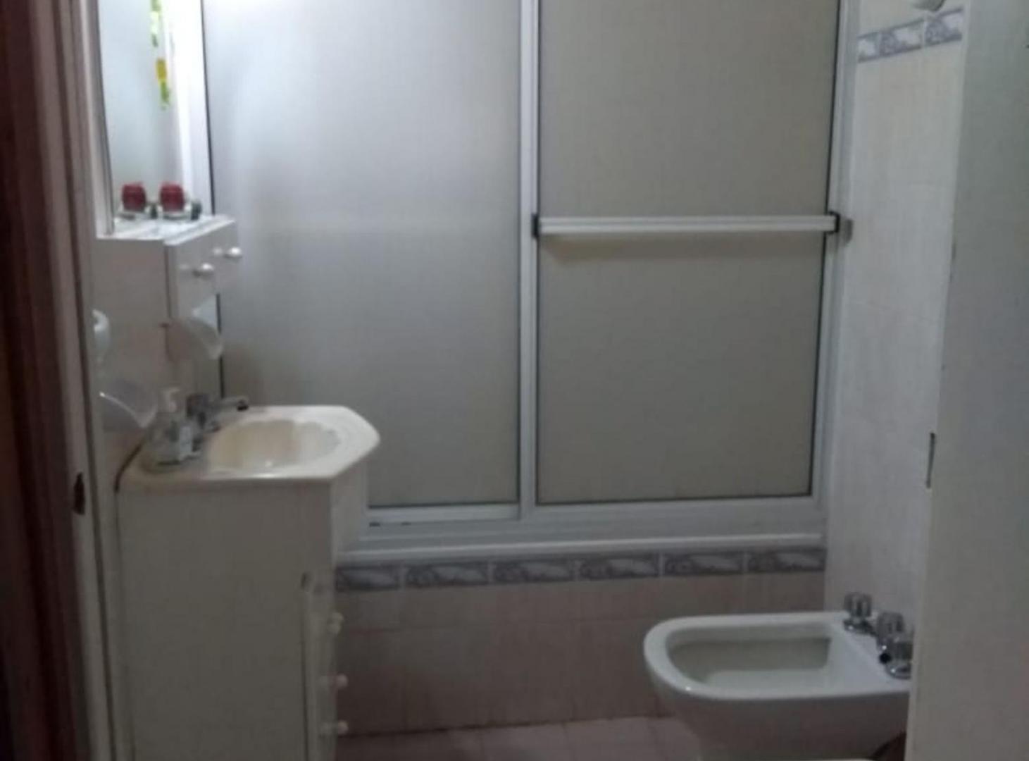 Foto de VENTA CASA + DEPTO SAN NICOLAS DE LOS ARROYOS, imagen 4