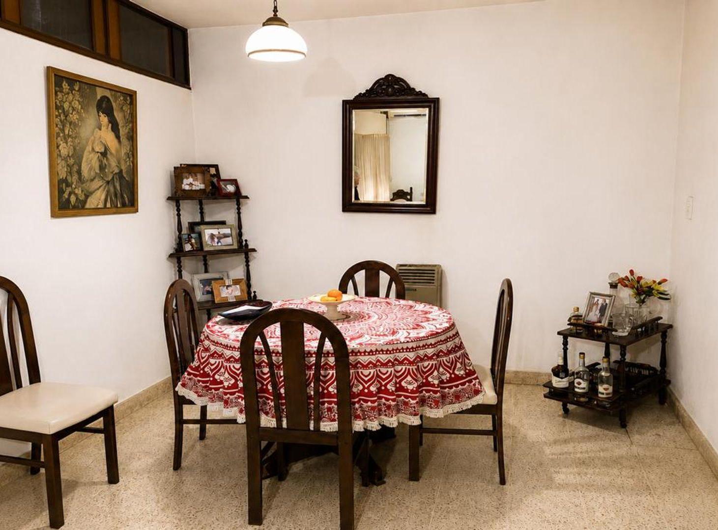 Foto de VENTA CASA 2 DORMIS+LOCAL CENTRO, SAN NICOLAS, imagen 2