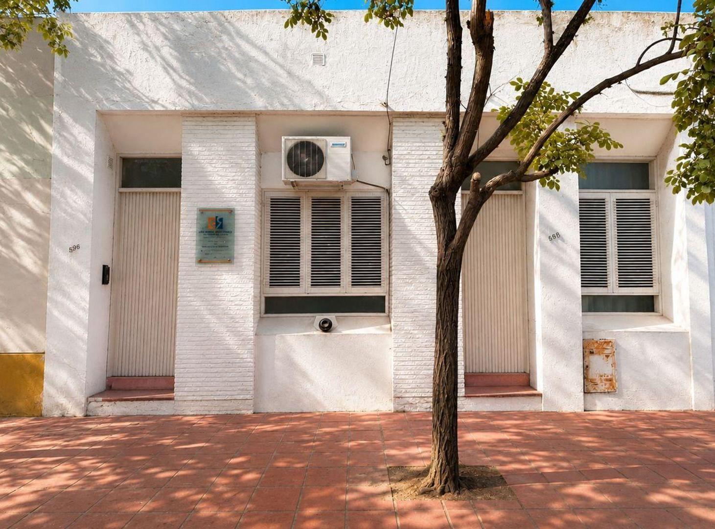 Foto de VENTA CASA 2 DORMIS+LOCAL CENTRO, SAN NICOLAS, imagen 3