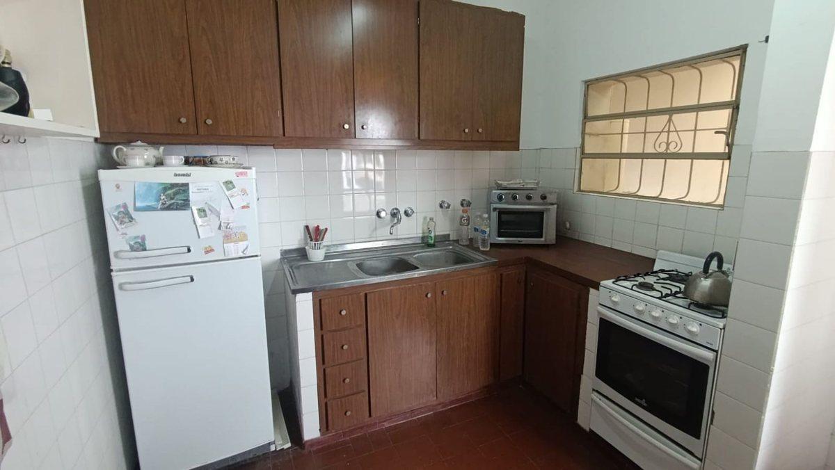 Foto de Venta Casa 3 habitaciones 25 de Mayo y Necochea, imagen 2