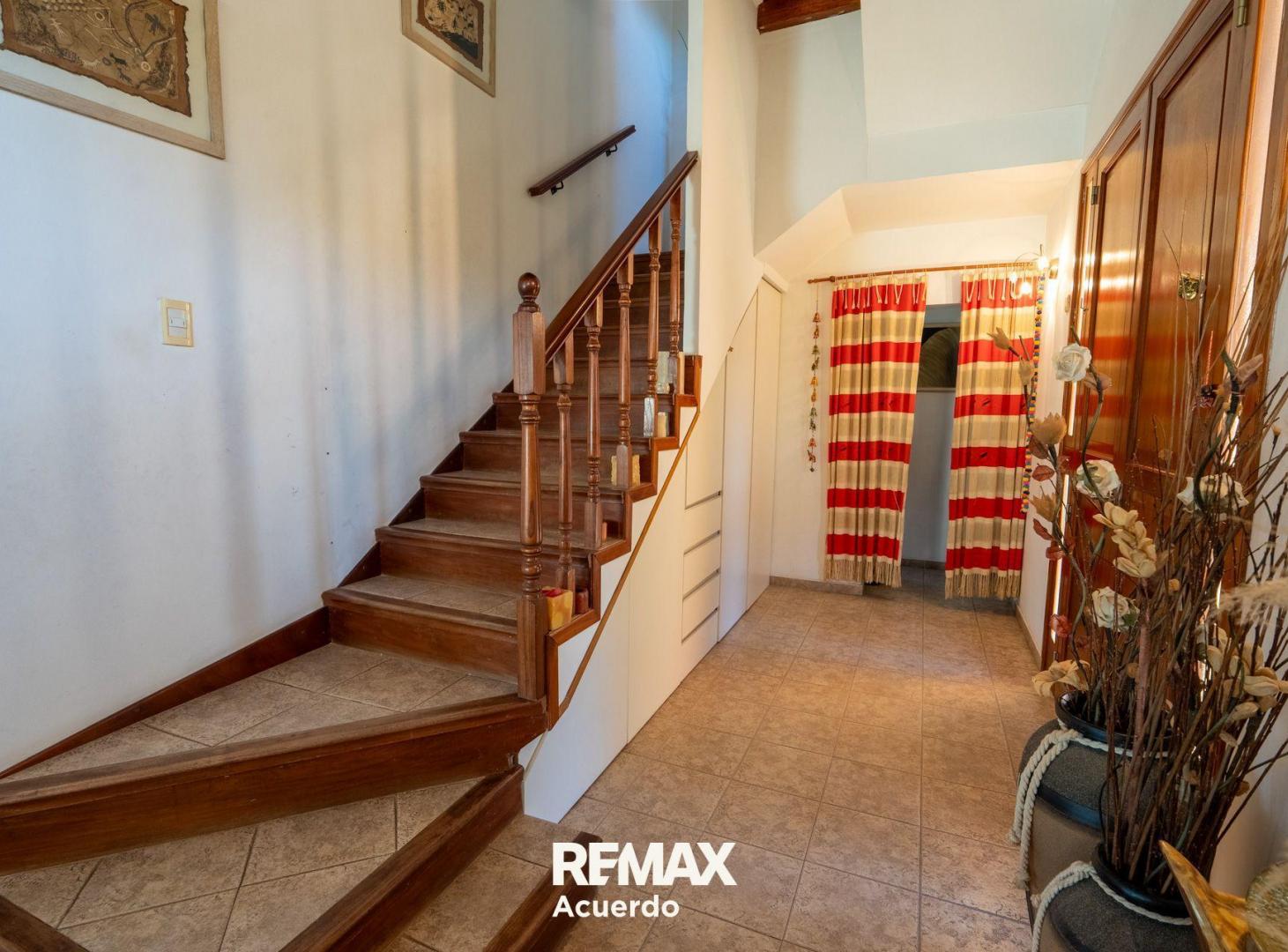 Foto de VENTA CASA 5 DORMI SAN NICOLÁS PILETA APTO CREDITO, imagen 5
