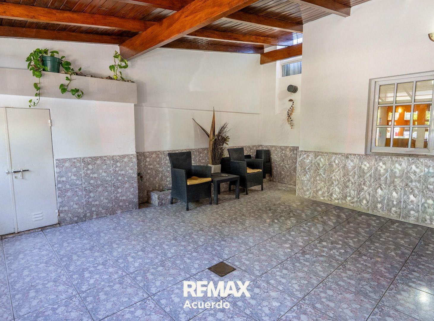 Foto de VENTA CASA DUPLEX - 4 DORM Y COCHERA - SAN NICOLAS, imagen 4