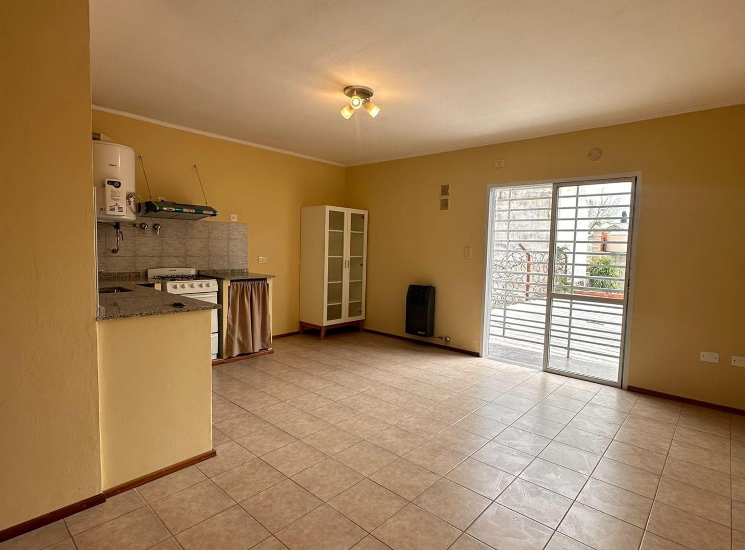 Foto de VENTA DEPARTAMENTO EN MITRE 1 DORMI COCHERA, imagen 1