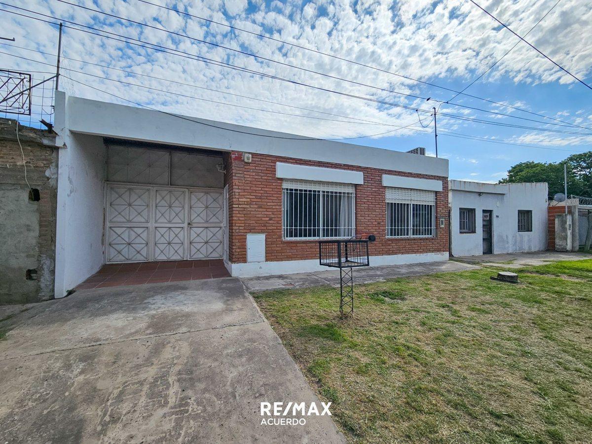 Foto de VENTA CASA 2 DORM SAN NICOLAS DE LOS ARROYOS, imagen 1