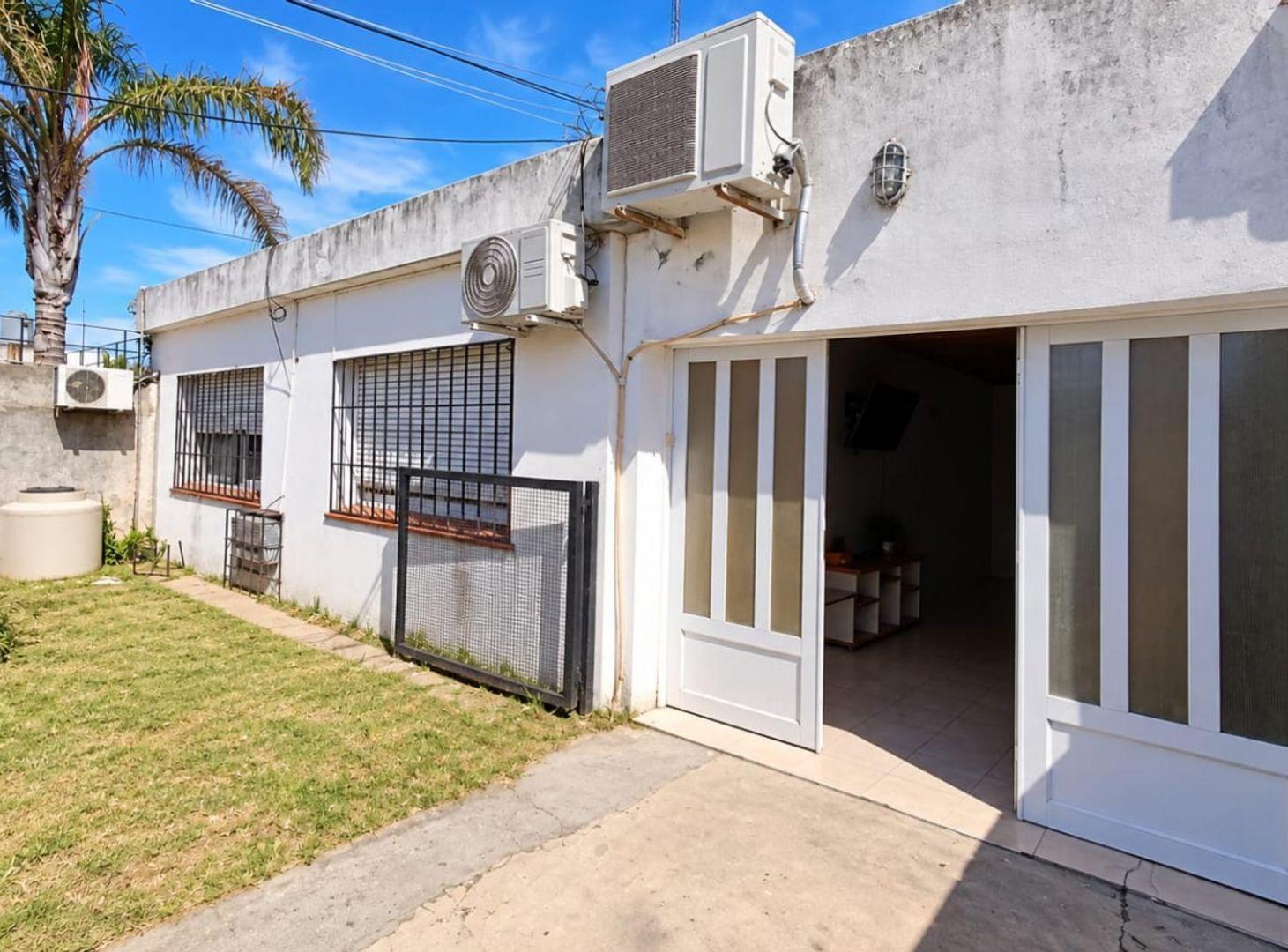Foto de Venta casa 3 dormitorios - cochera. San Nicolas, imagen 1