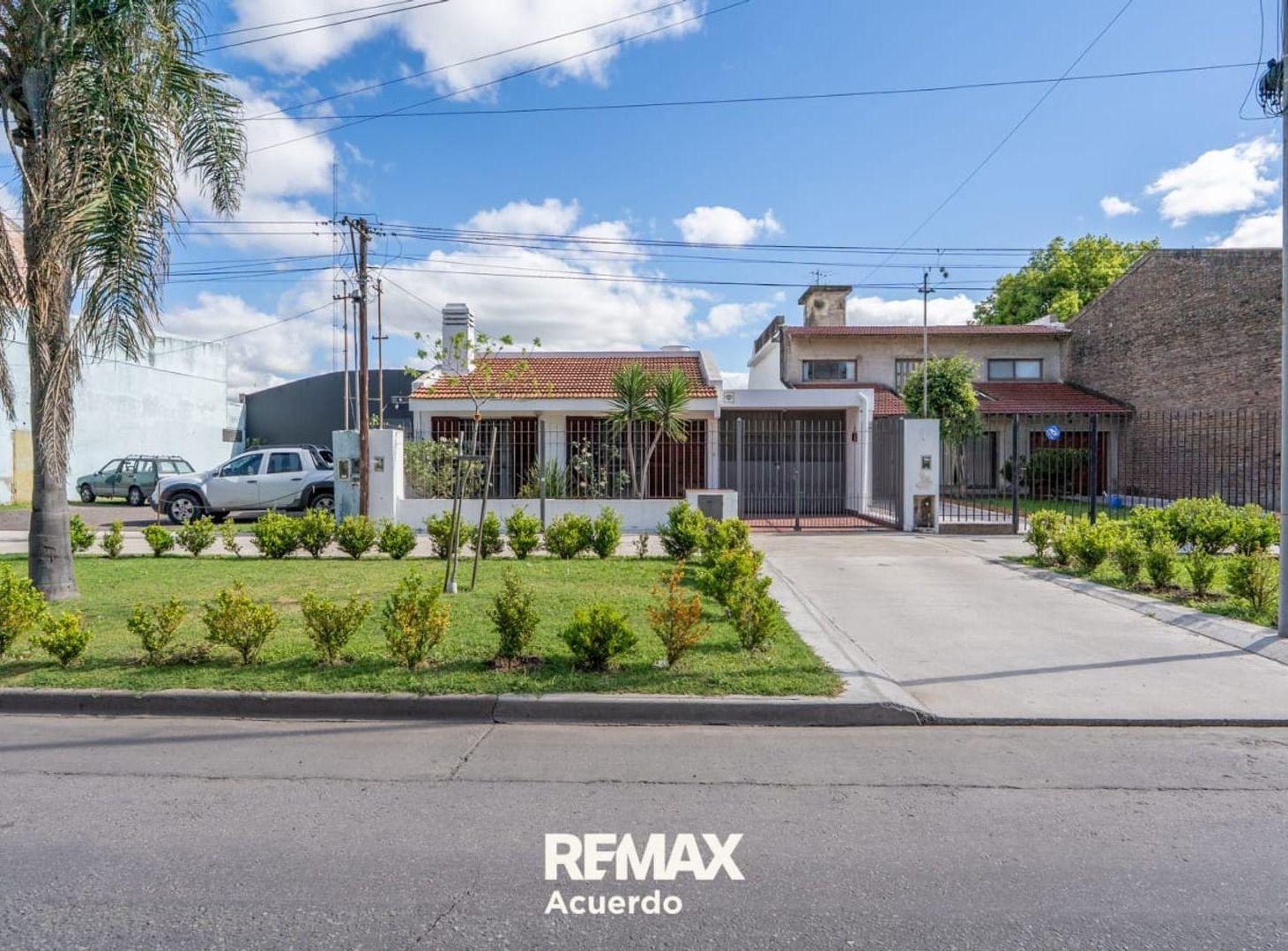 Foto de VENTA CASA SAN NICOLÁS: 3 DORMS, QUINCHO Y COCHERA, imagen 2