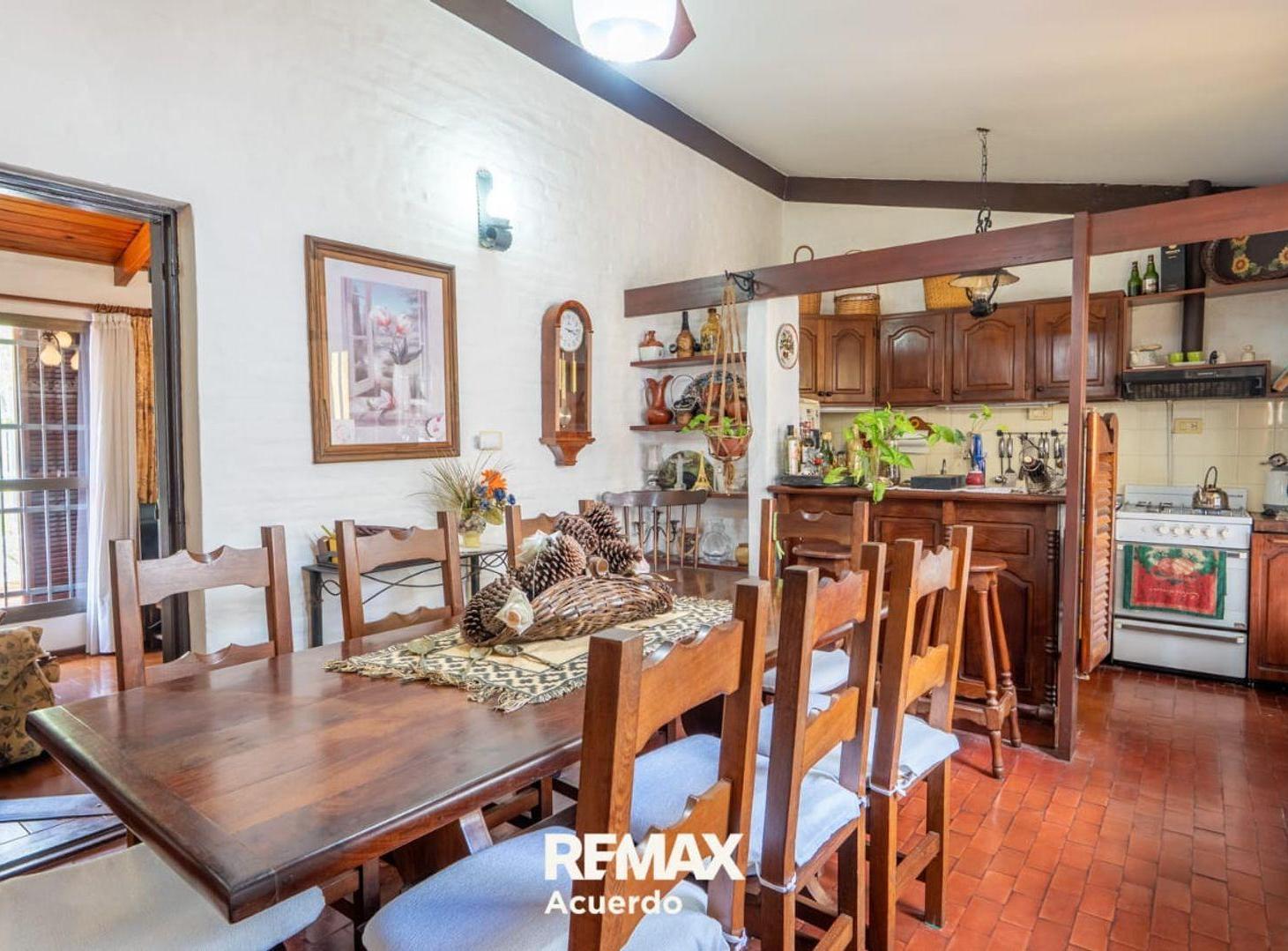 Foto de VENTA CASA SAN NICOLÁS: 3 DORMS, QUINCHO Y COCHERA, imagen 5