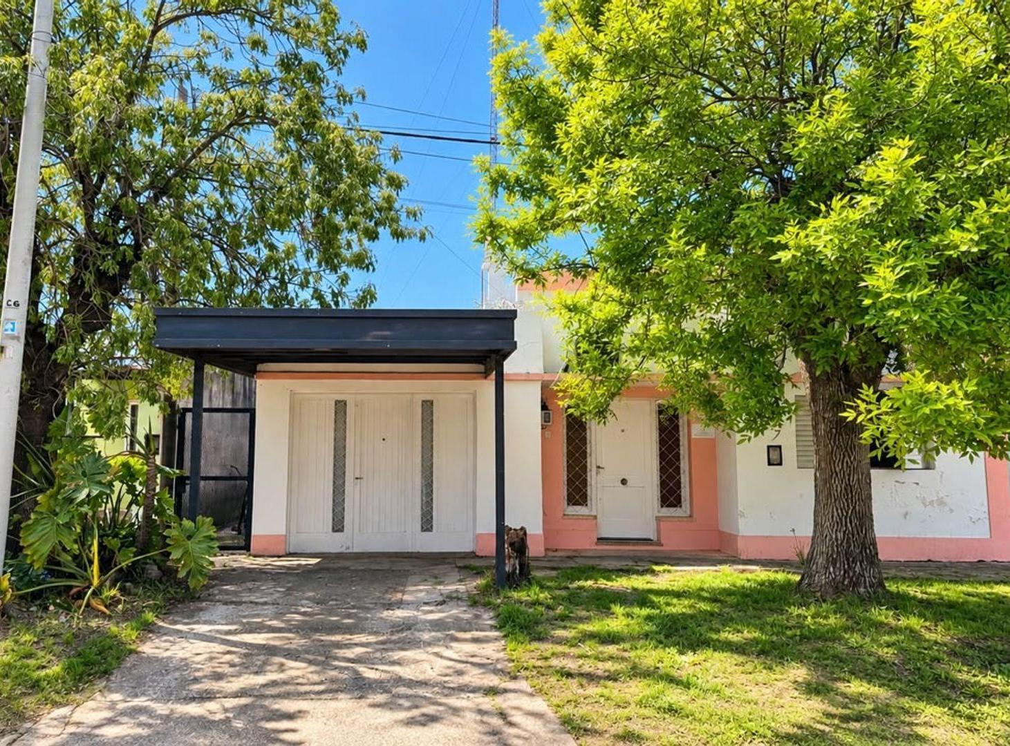 Foto de VENTA CASA 2 DORMIS-RAMALLO PUEBLO-APTA CREDITO, imagen 2