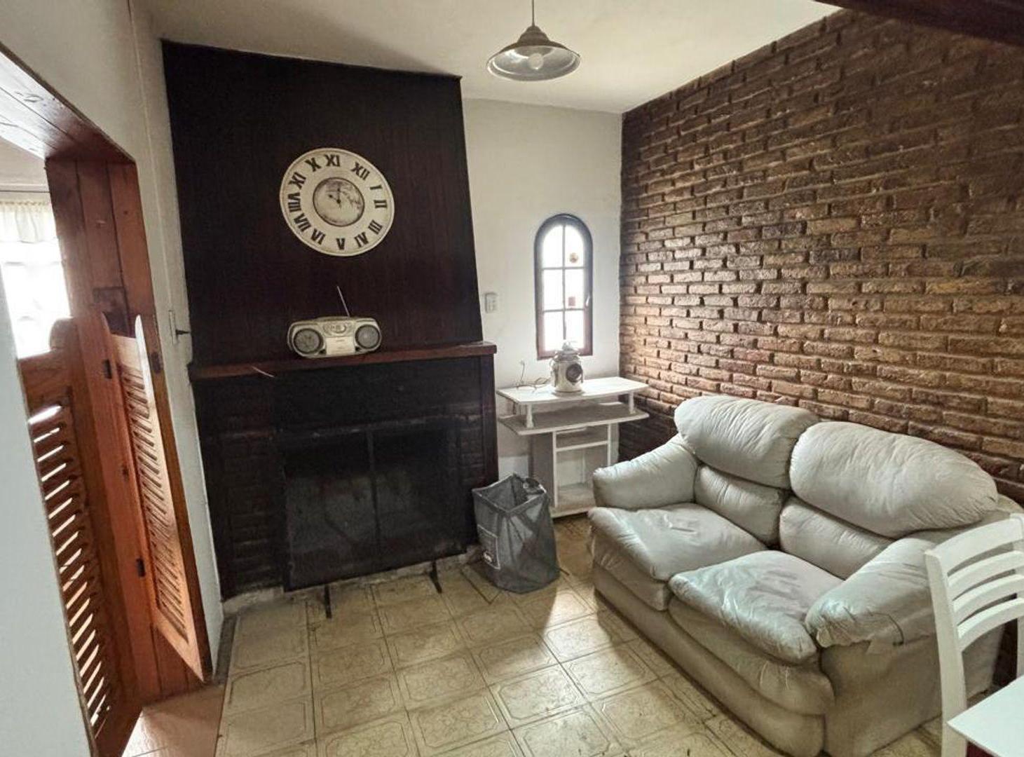 Foto de VENTA CASA 2 DORMIS-RAMALLO PUEBLO-APTA CREDITO, imagen 4